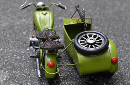 Unique Custom 3 Wheel BMW Bike