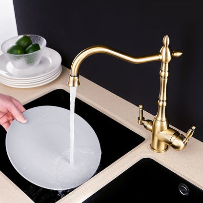 Classic Kitchen Faucet - Elegant Stylish Design