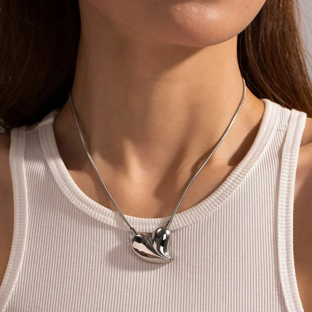 Beautiful Heart Shaped Love Necklace