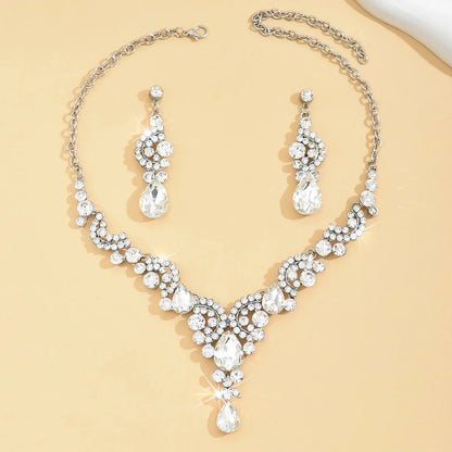 Luxury Diamond Cut Necklace and Earring Set