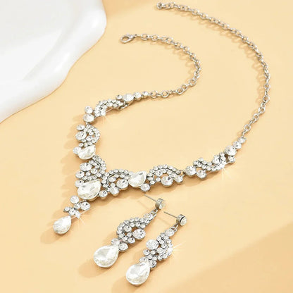 Luxury Diamond Cut Necklace and Earring Set