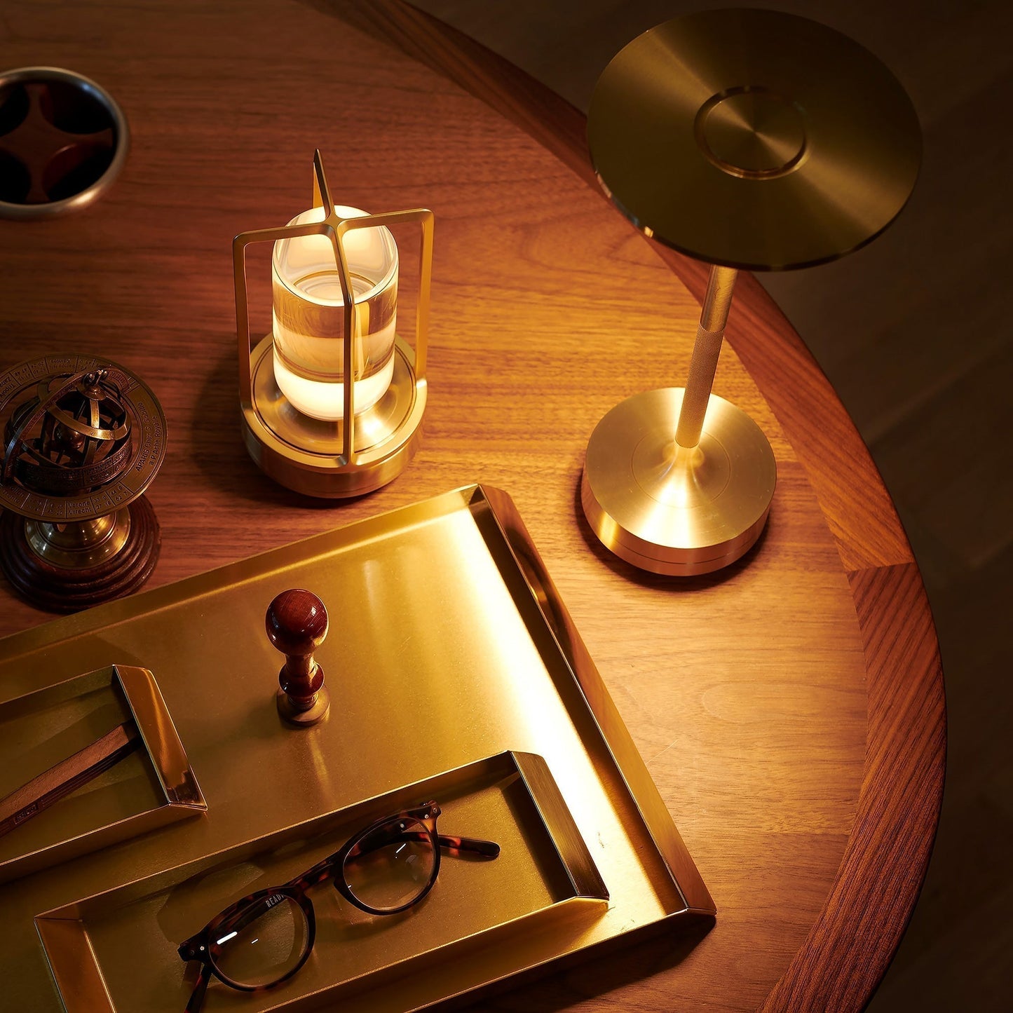 Stylish Gold Metal Desk Lamp with USB Recharge
