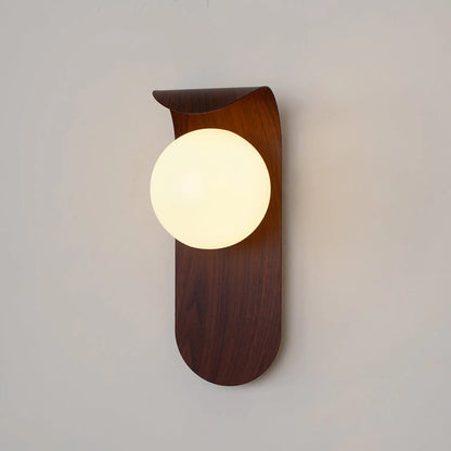 Elegant LED Wall Light
