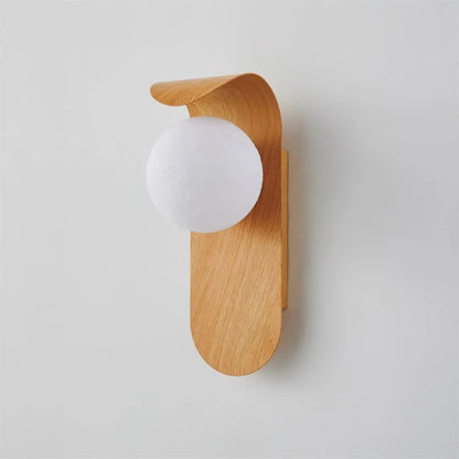 Elegant LED Wall Light