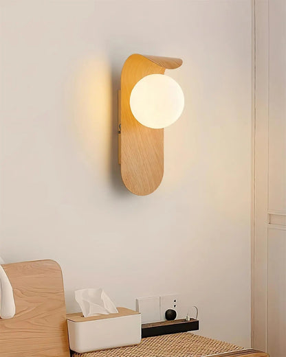 Elegant LED Wall Light