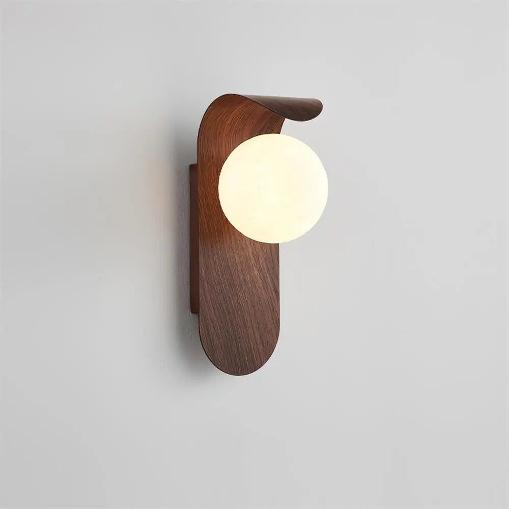 Elegant LED Wall Light