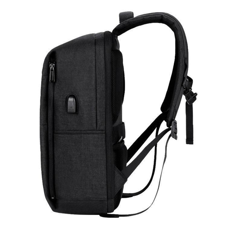 Spacious USB Laptop Travel Bag