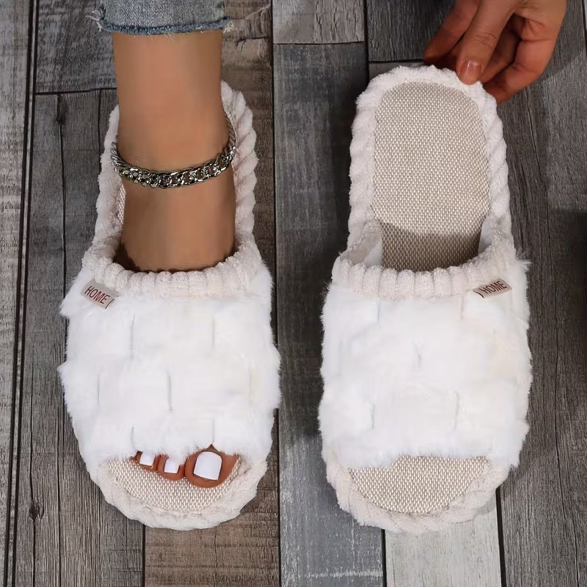 Stylish Fuzzy Slippers for Women - Slippers - Wild Eye Vision