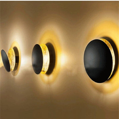 Soft Glow LED Wall Lamp with Warm White Lighting