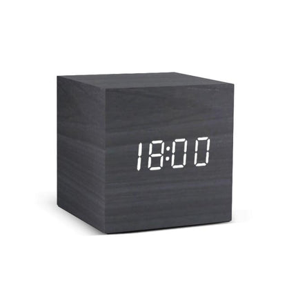 Simple LED Digital Alarm Clock Radio - Fesara