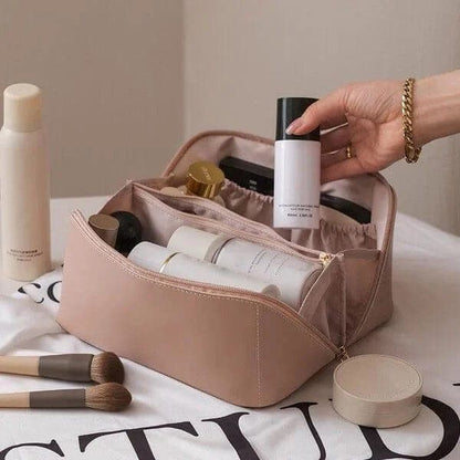 Practical Travel Makeup Bag with Spacious Compartments