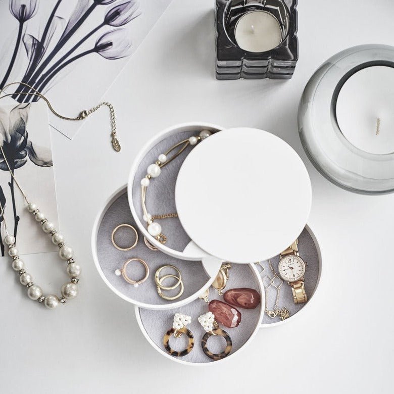 Rotating Jewelry Storage Holder
