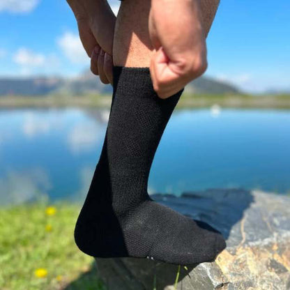 Soft Breathable Hiking Socks - Fesara