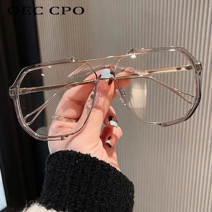 Trendy Square Sunglasses with UV Protection and Adaptive Lenses