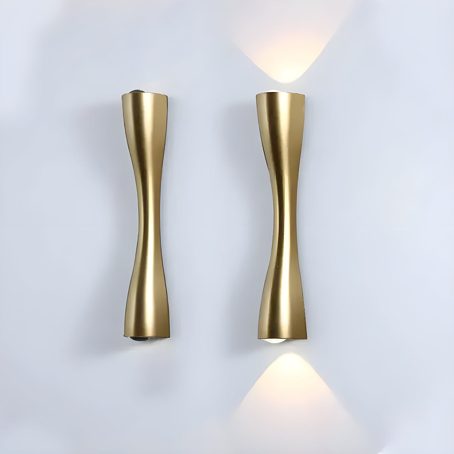 Slim LED Outdoor Wall Lamp – Waterproof Modern Lighting Fixture