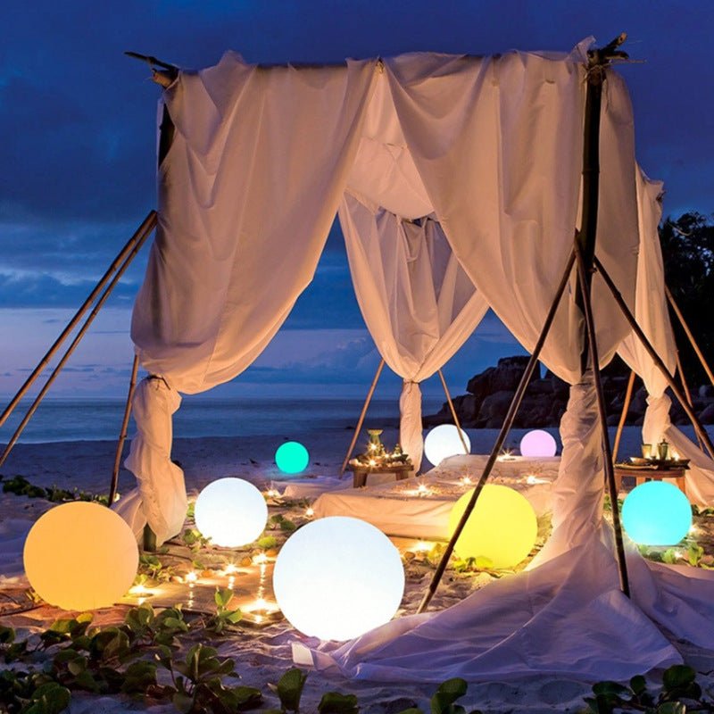 Outdoor Solar Globe Lamp