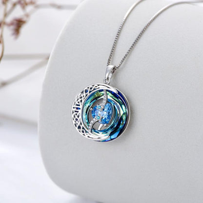 Luxurious 18K Gold Birthstone Moon Necklace