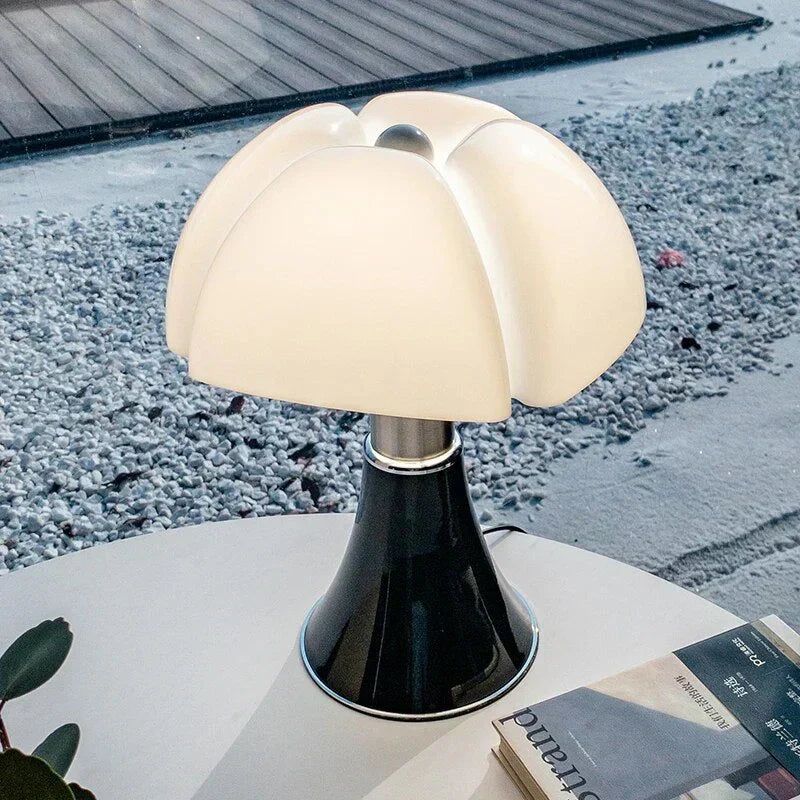 Elegant Floral Table Light
