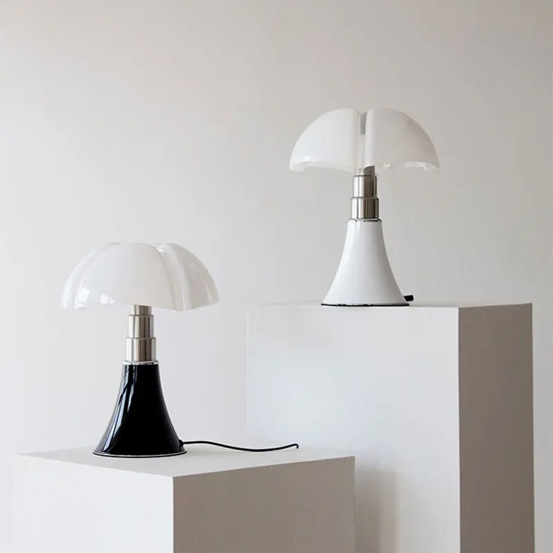 Elegant Floral Desk Lamp