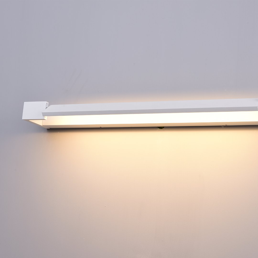 Adjustable Slim LED Wall Lamp