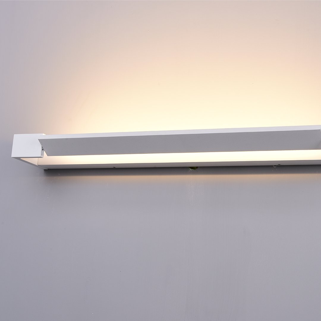 Adjustable Slim LED Wall Lamp