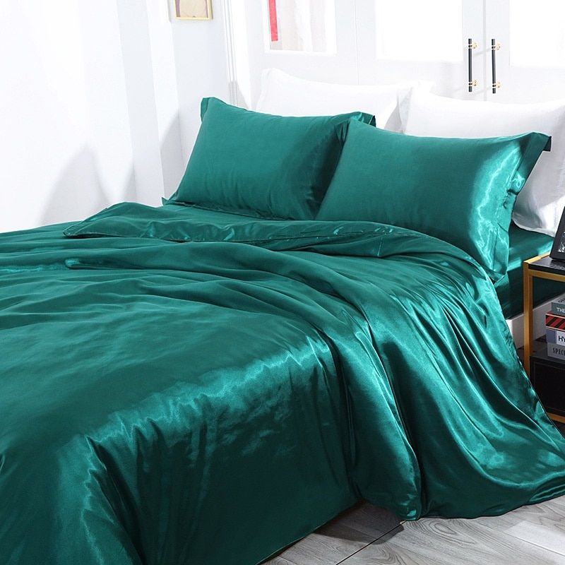 Soft Plush Bedding Set - Premium Comfort & Style